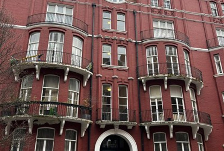 Image forLondon Landlord Relocates to Dubai